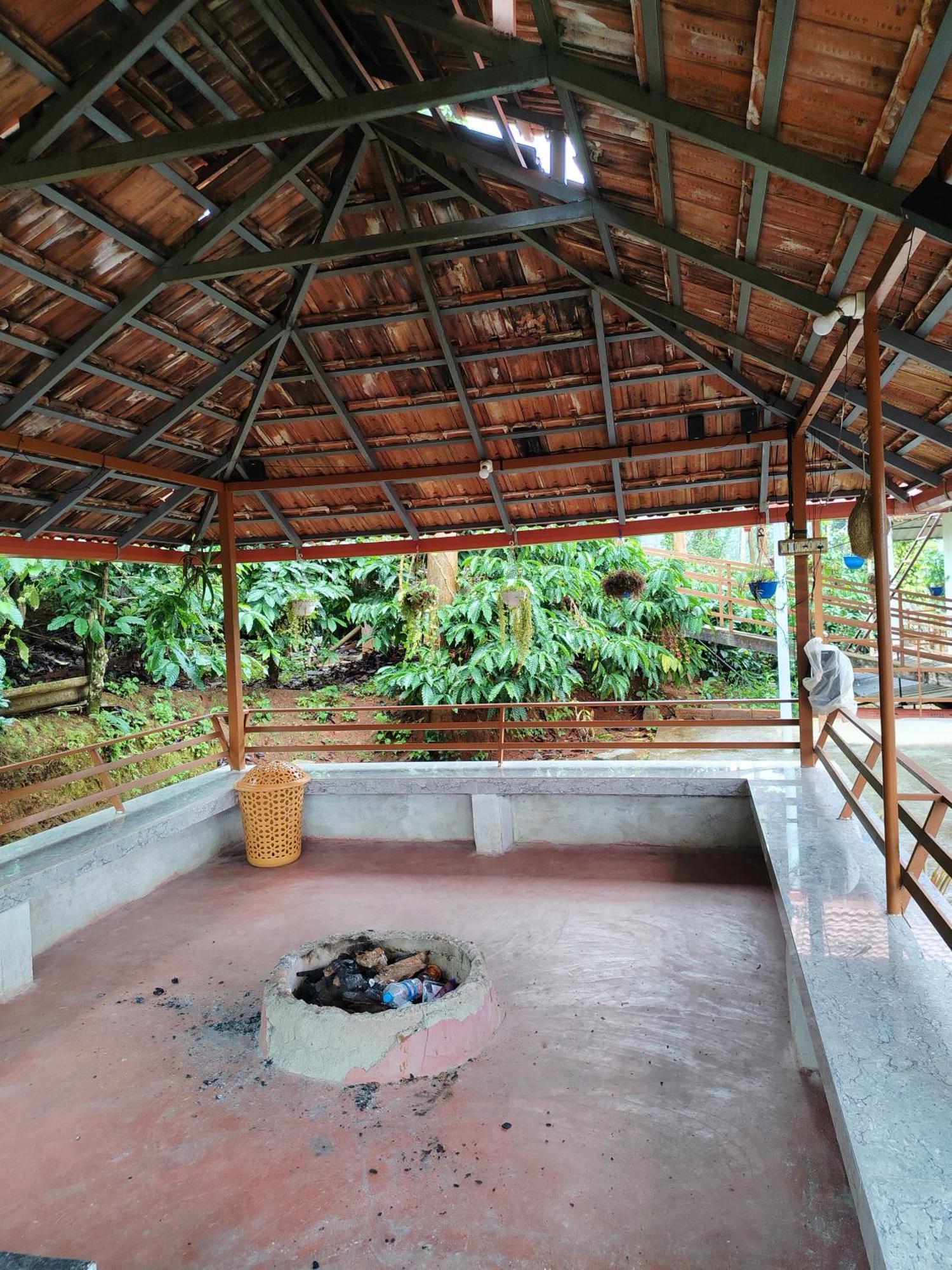 Shivalaya Homestay, Madikeri Siddapura  Luaran gambar